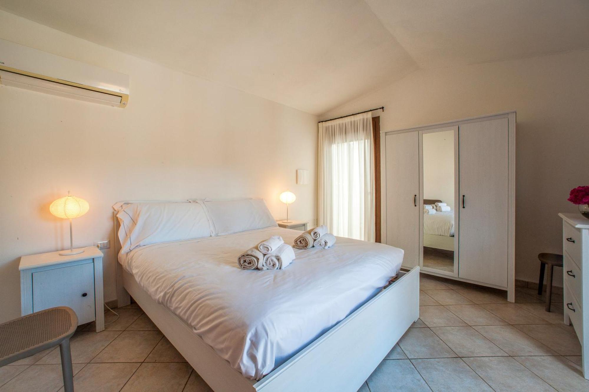Hotel New Barcavela Santa Margherita di Pula Exterior foto