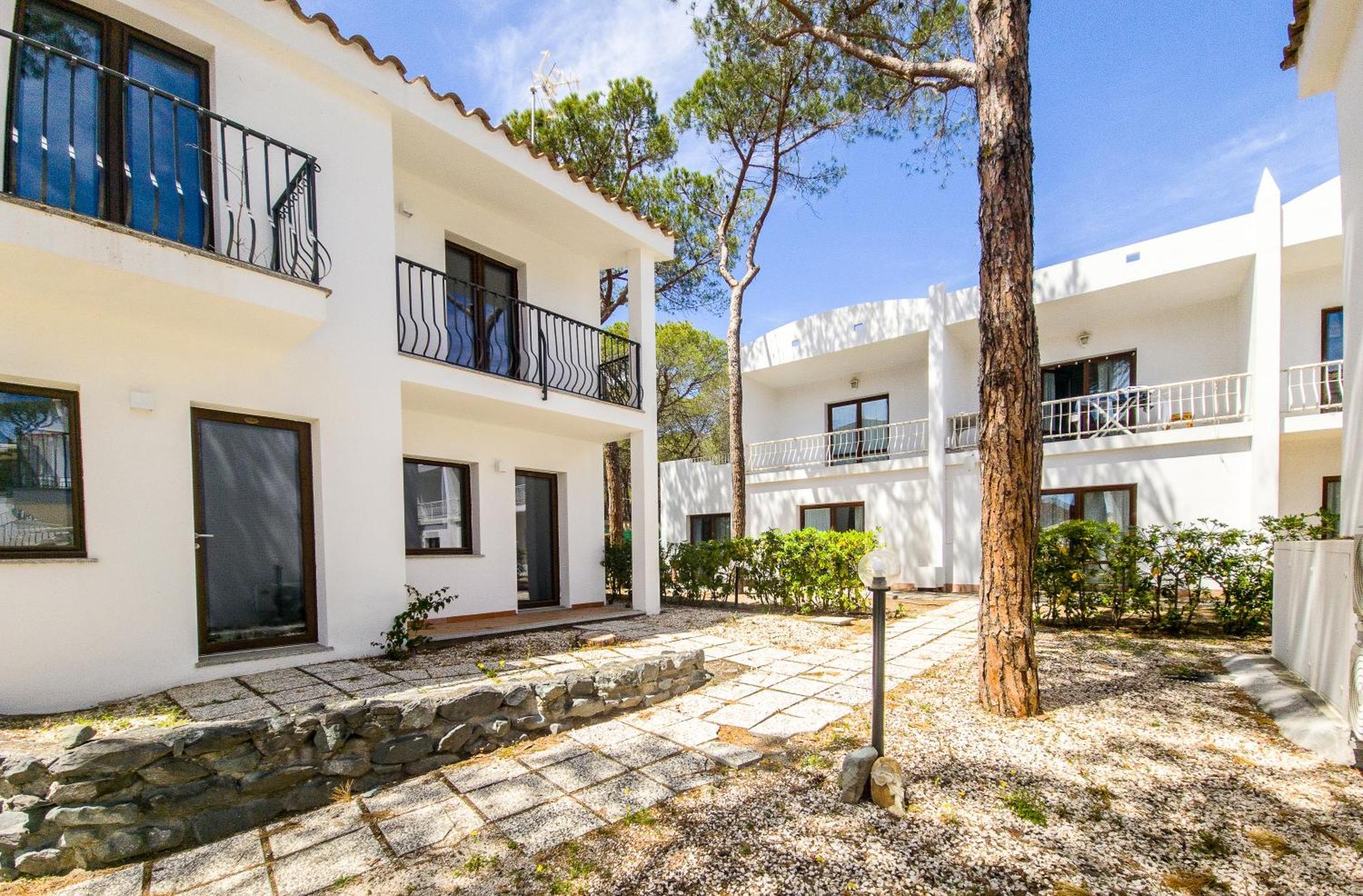 Hotel New Barcavela Santa Margherita di Pula Exterior foto