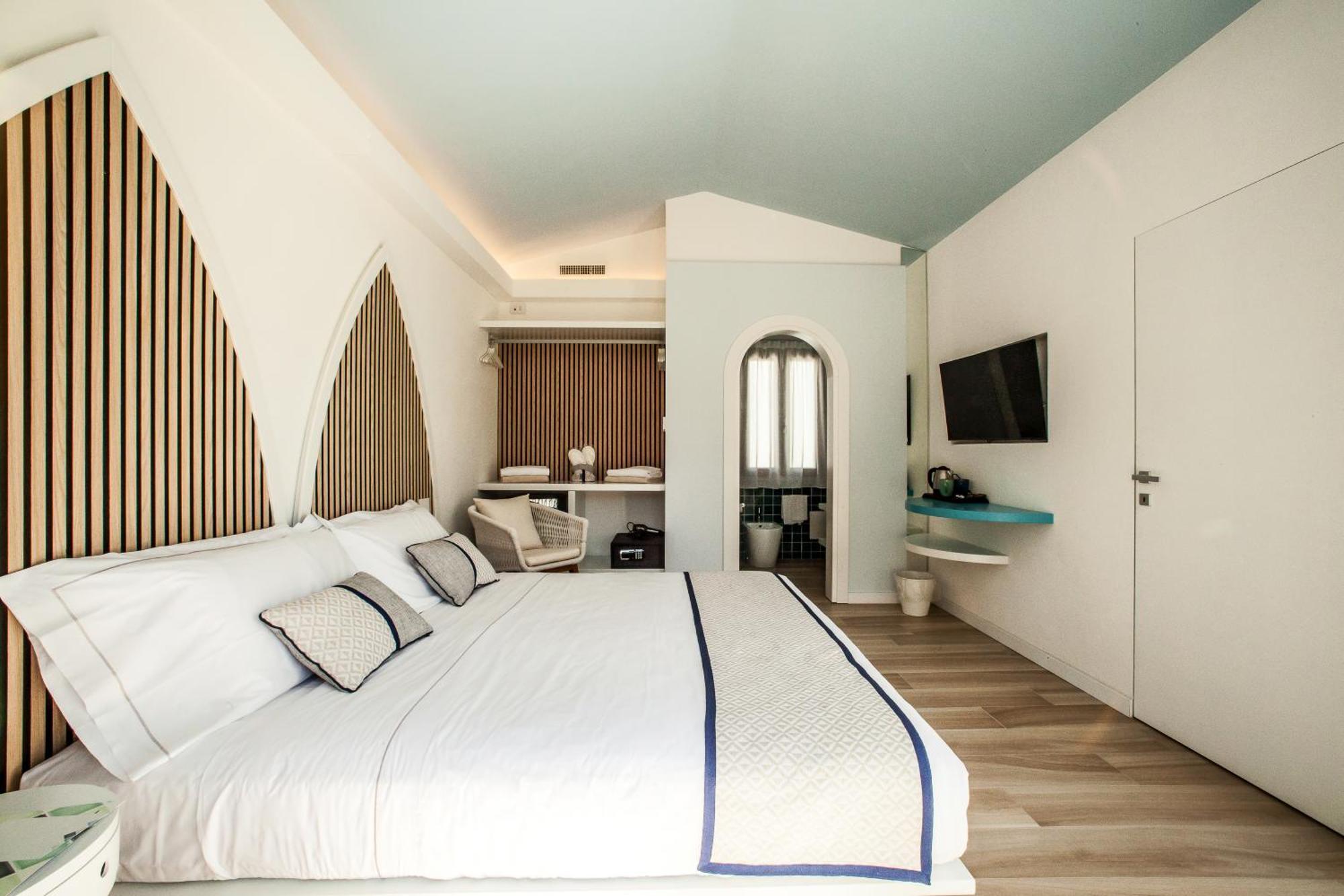 Hotel New Barcavela Santa Margherita di Pula Exterior foto