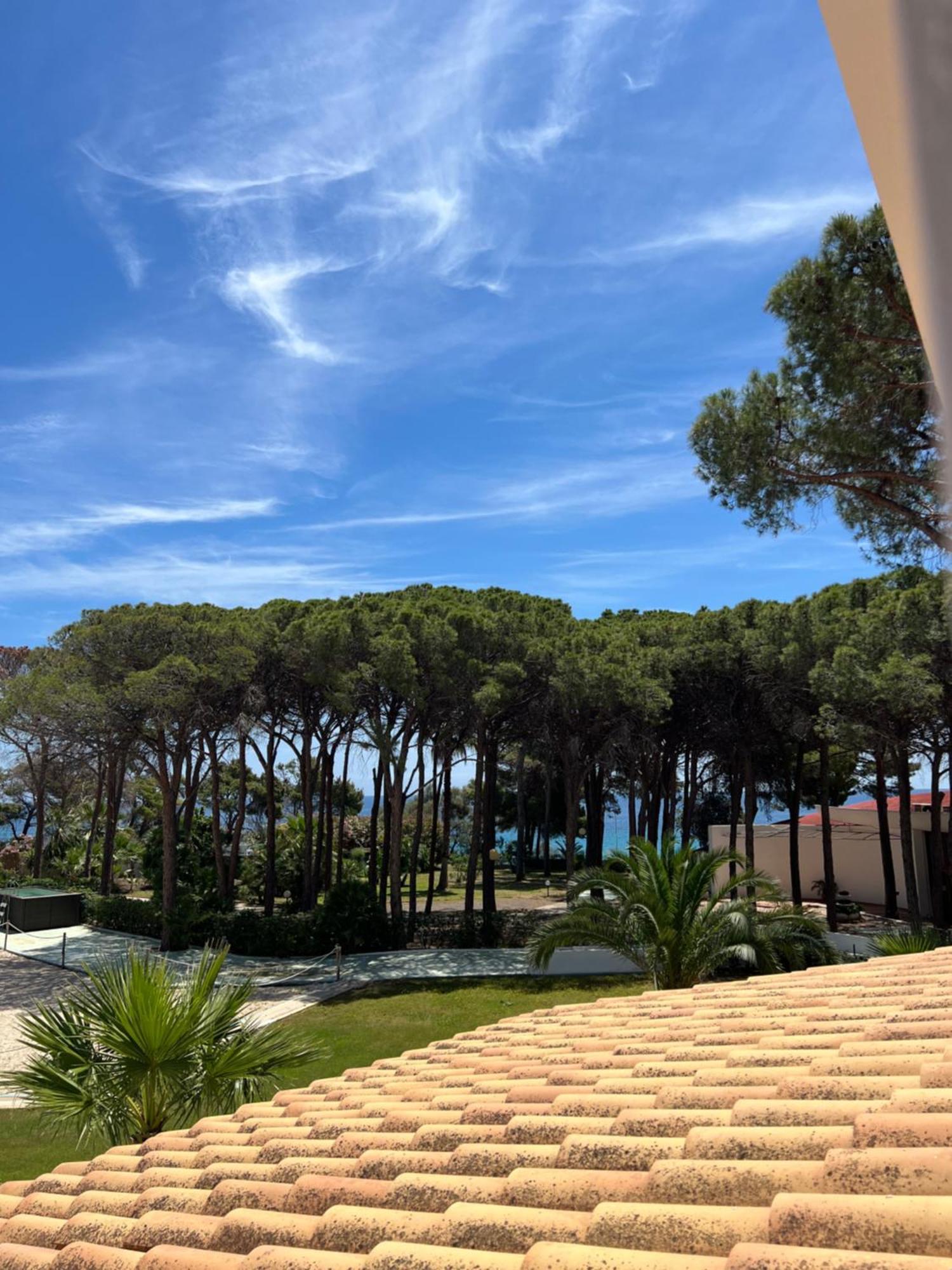 Hotel New Barcavela Santa Margherita di Pula Exterior foto