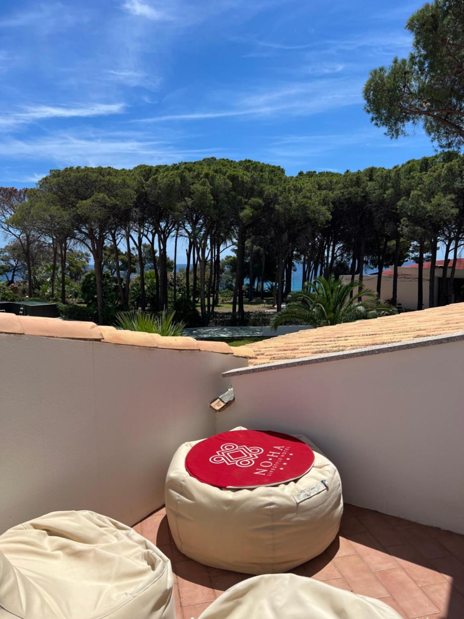 Hotel New Barcavela Santa Margherita di Pula Exterior foto