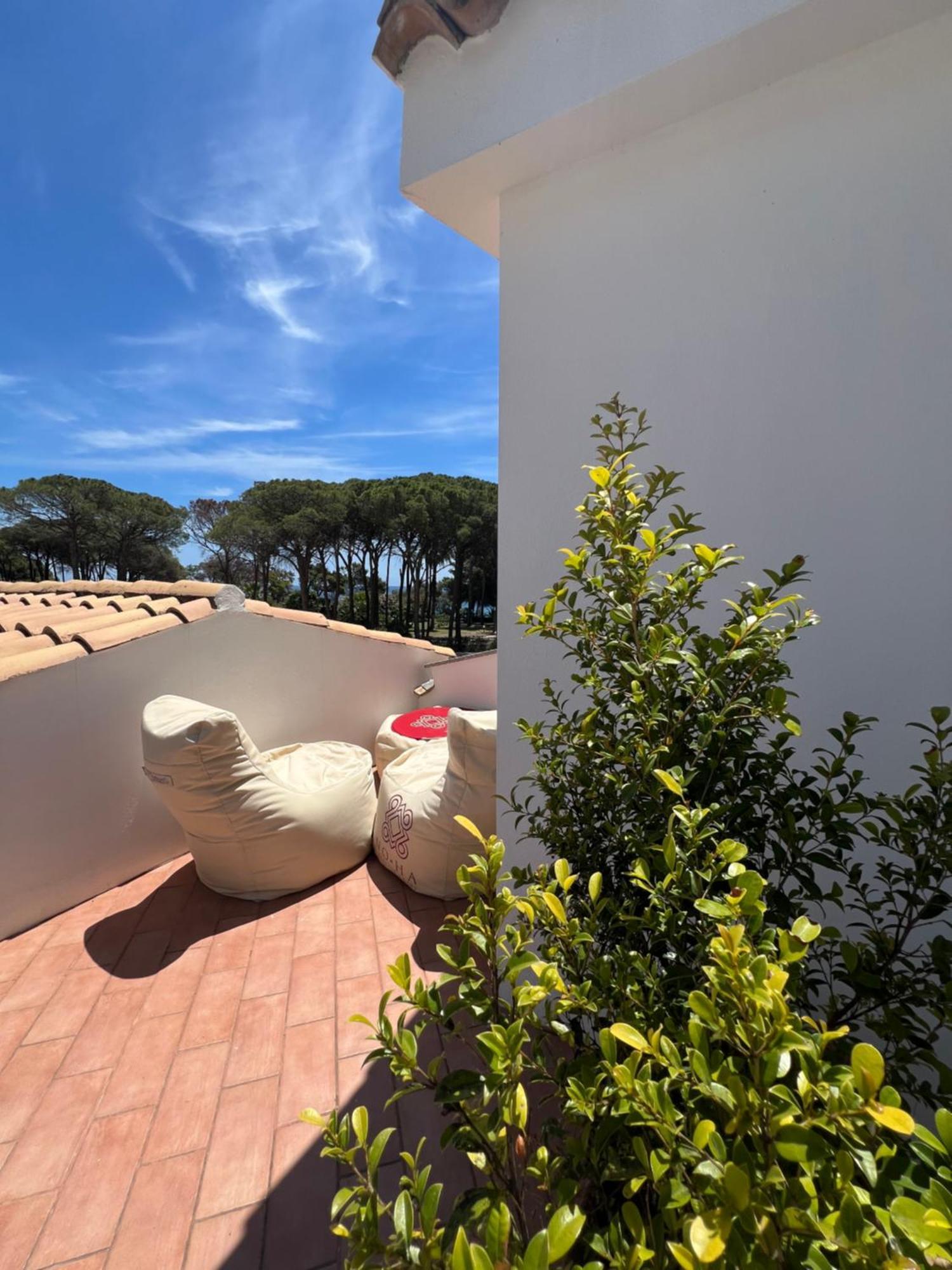 Hotel New Barcavela Santa Margherita di Pula Exterior foto