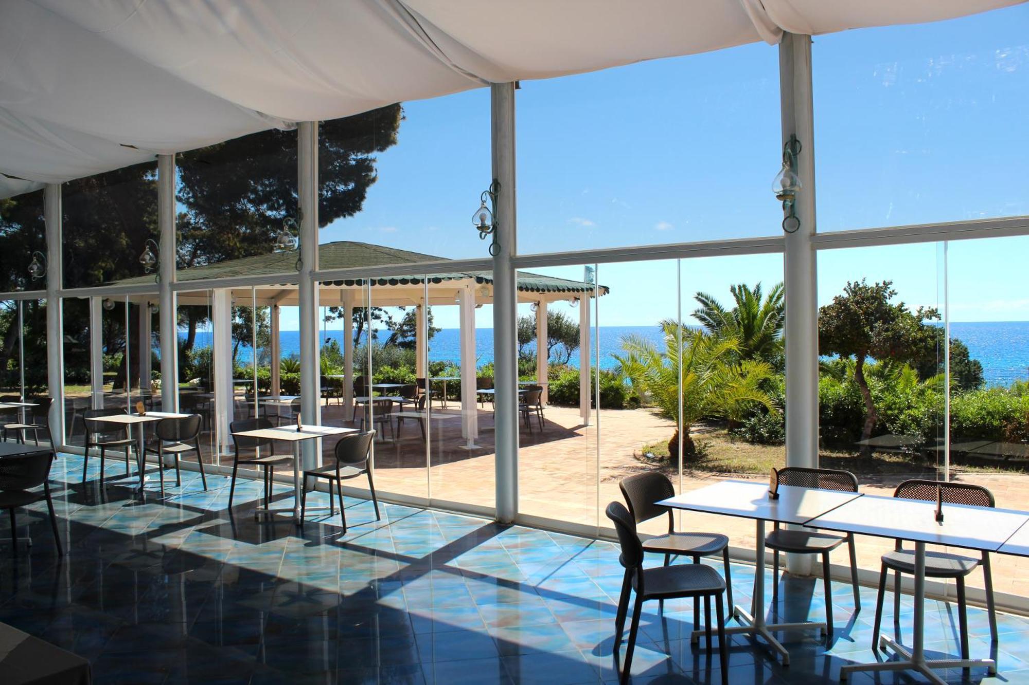 Hotel New Barcavela Santa Margherita di Pula Exterior foto